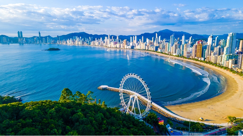 Quais são os melhores bairros para investir em Balneário Camboriú em 2026