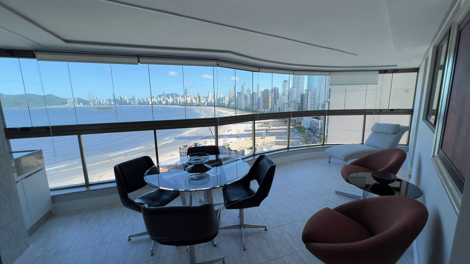 Imóveis de Aluguel Frente Mar em Balneário Camboriú: conforto, praticidade e uma experiência única de moradia