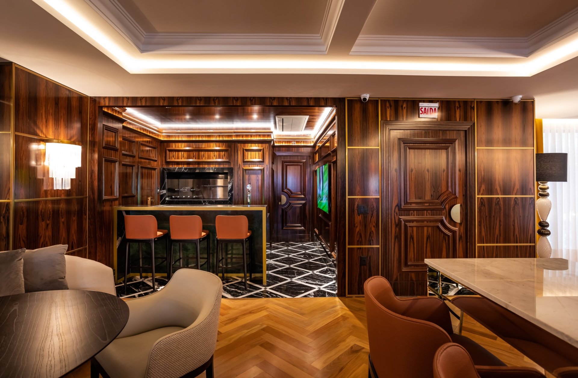 CNA Cartier Residence