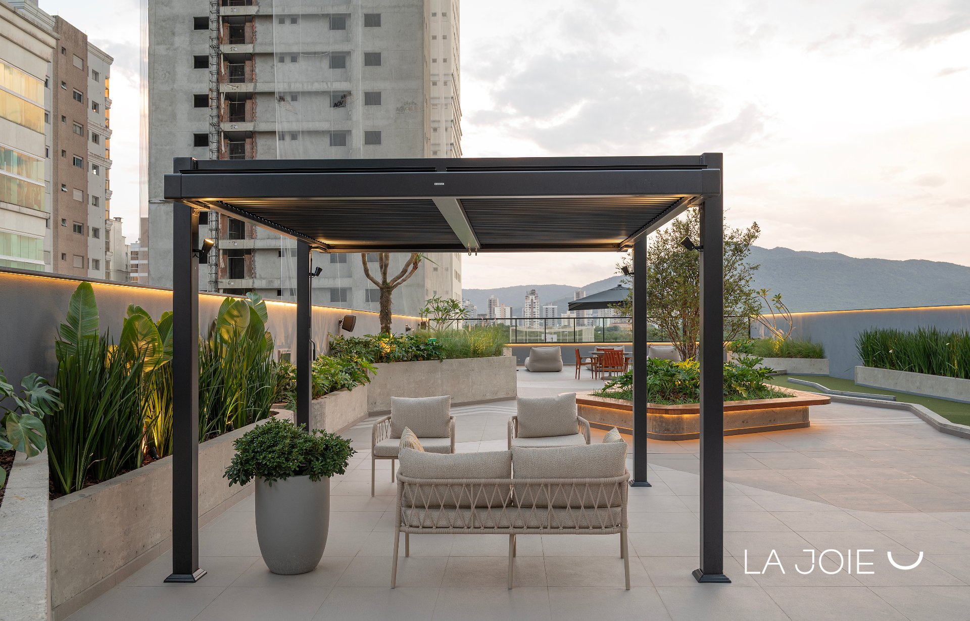 Residencial La Joie
