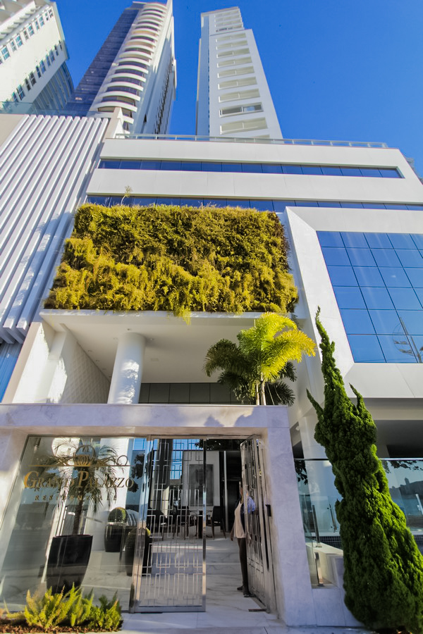  Grand Palazzo
