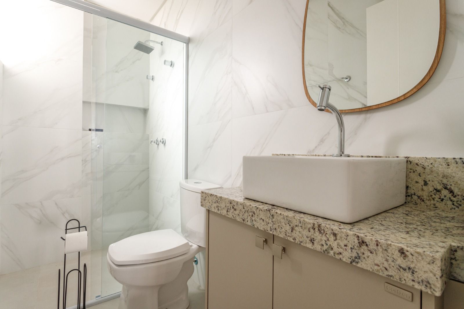 Apartamento mobiliado à venda no Residencial Velac