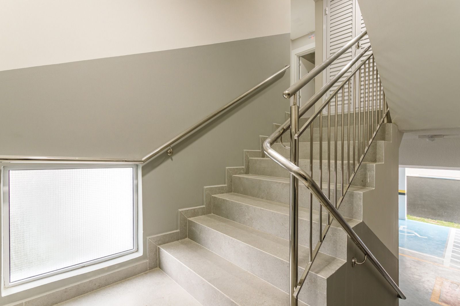 Apartamento mobiliado à venda no Residencial Velac