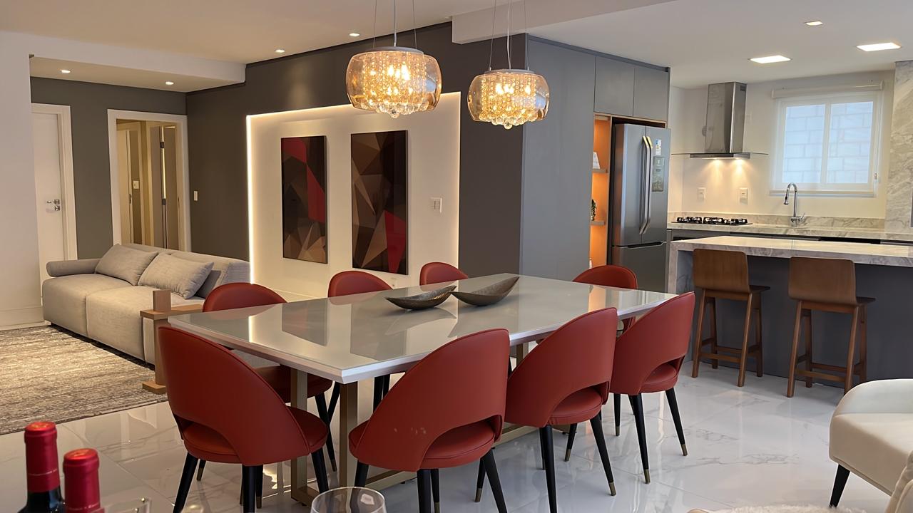 Andar alto no Beach Village Residence