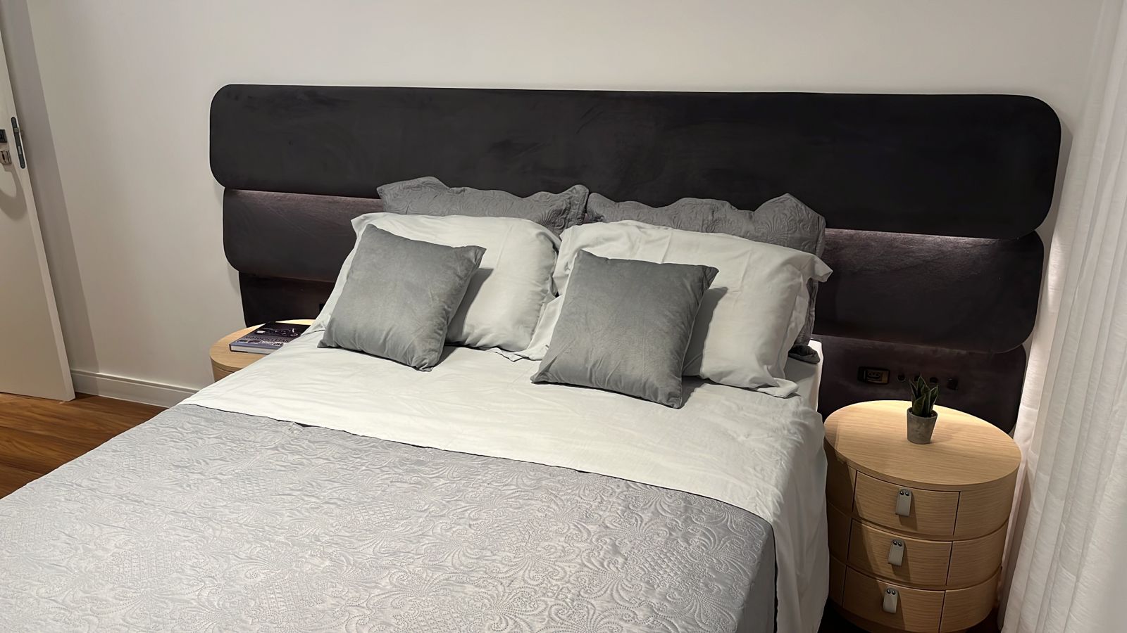 Venda de apto no Beach Village Residence em Itapema