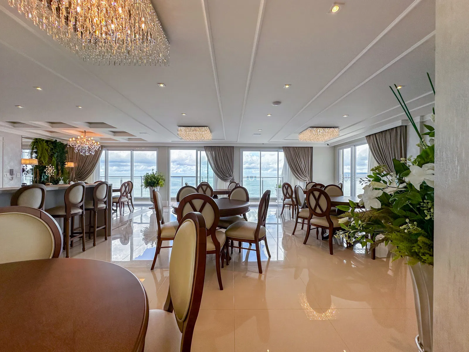 Apartamento no Château de Florence à venda