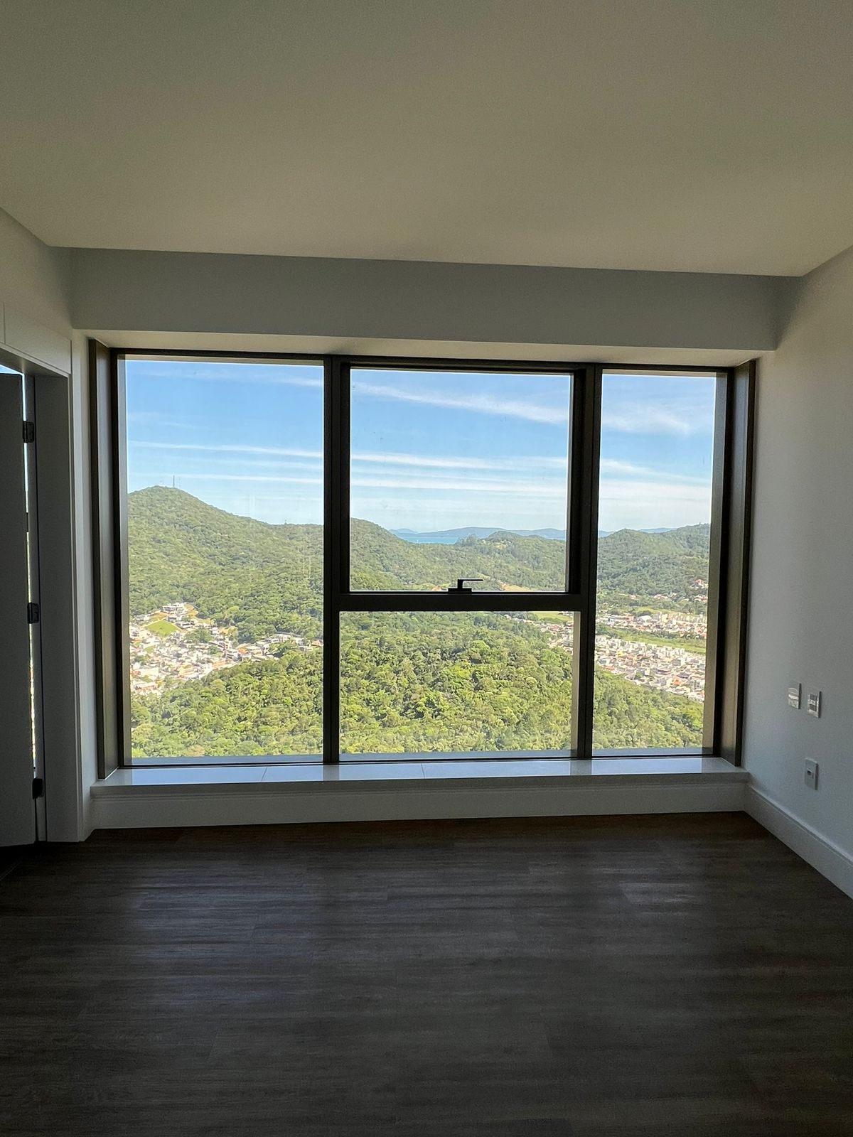 Apartamento Disponível no Yachthouse