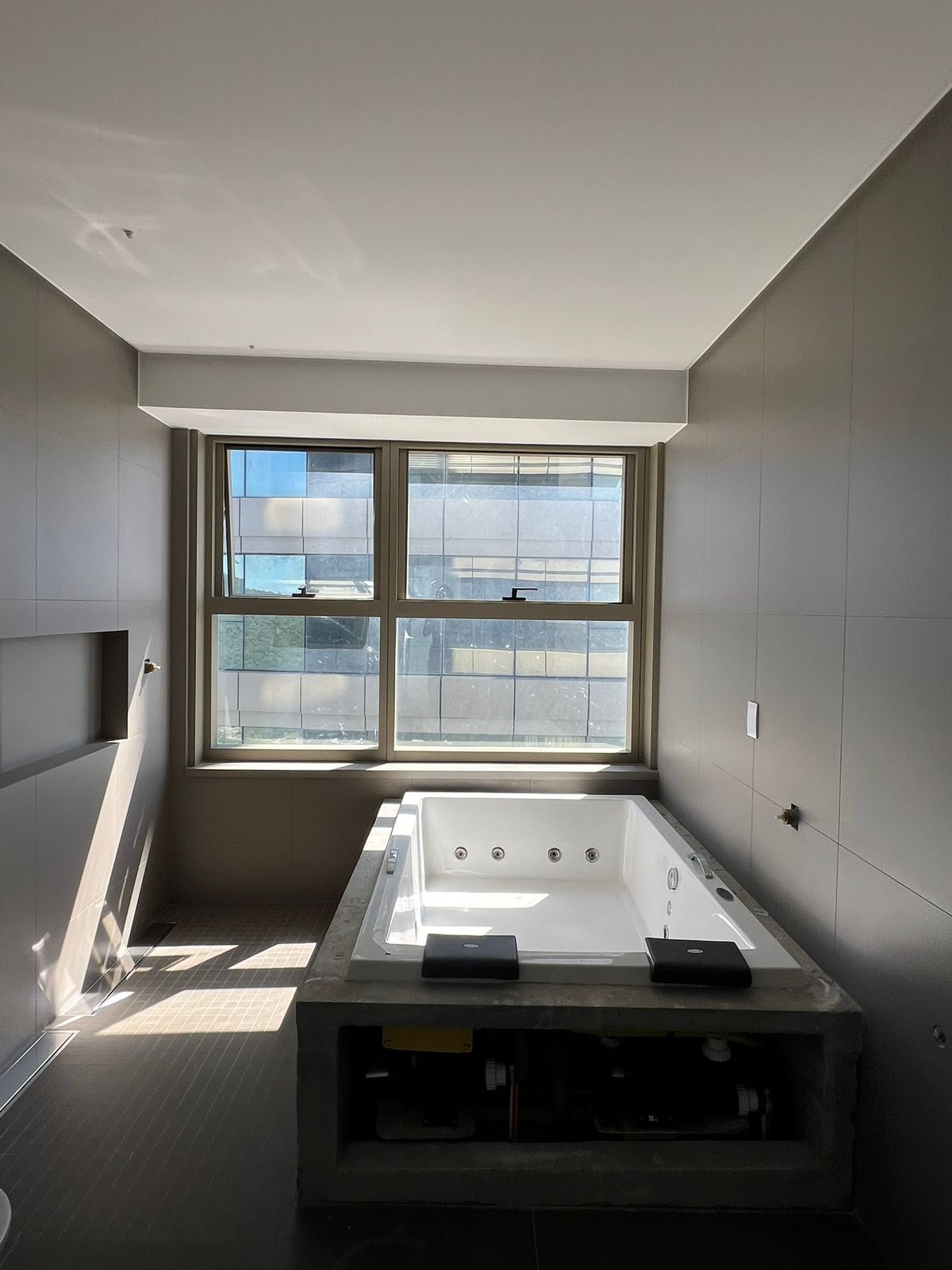Apartamento Disponível no Yachthouse