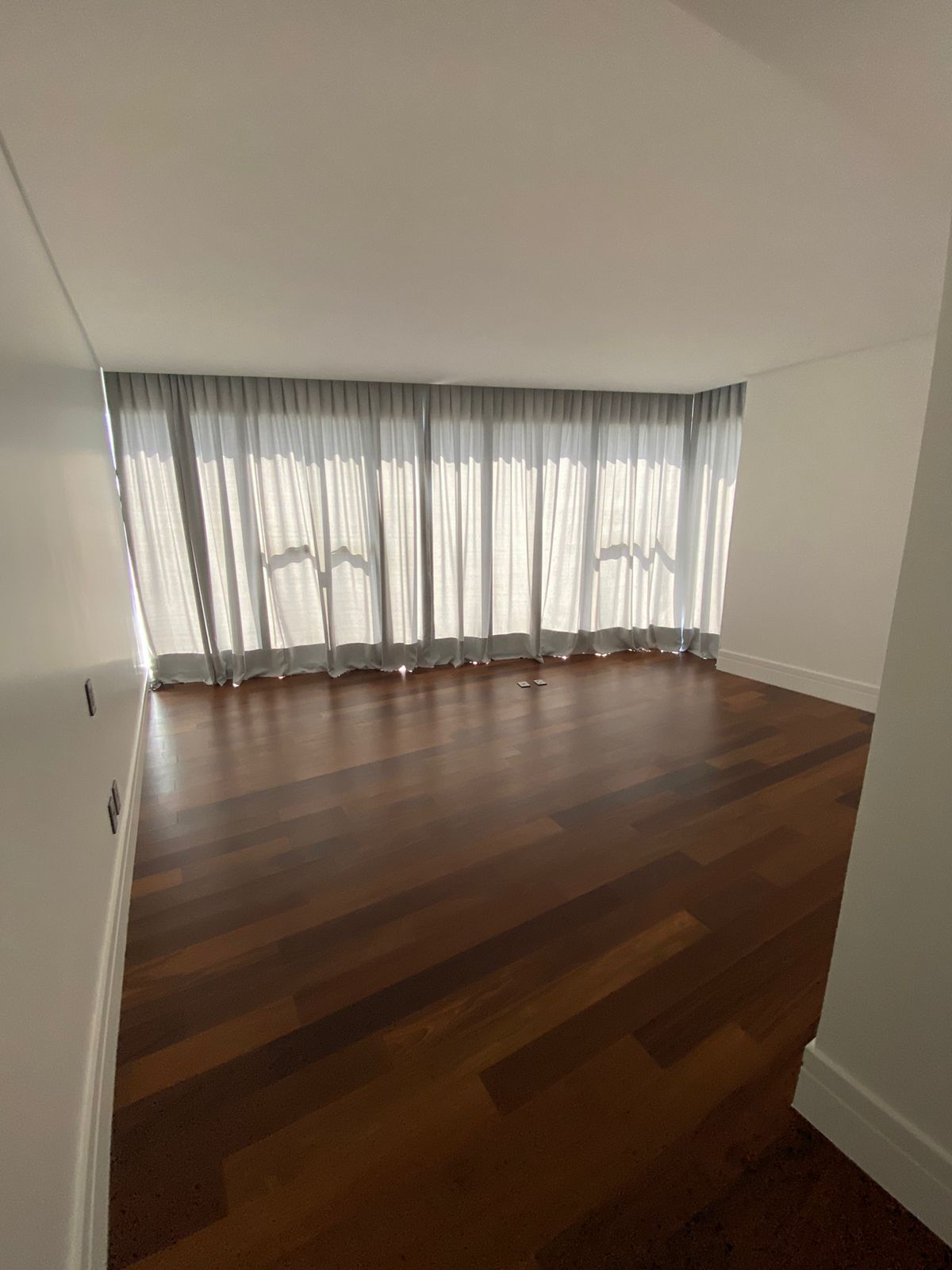 Apartamento à Venda no Pharos