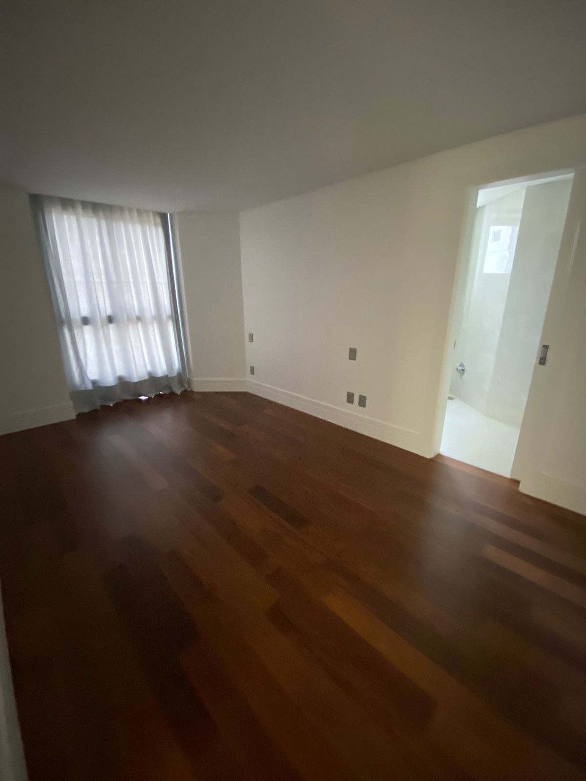 Apartamento à Venda no Pharos