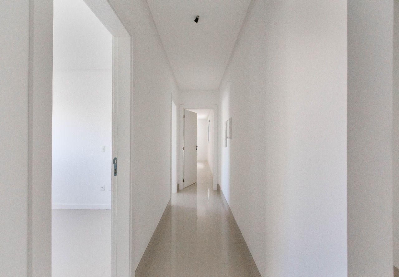 Venda de andar alto no Villa Castelli Residencial