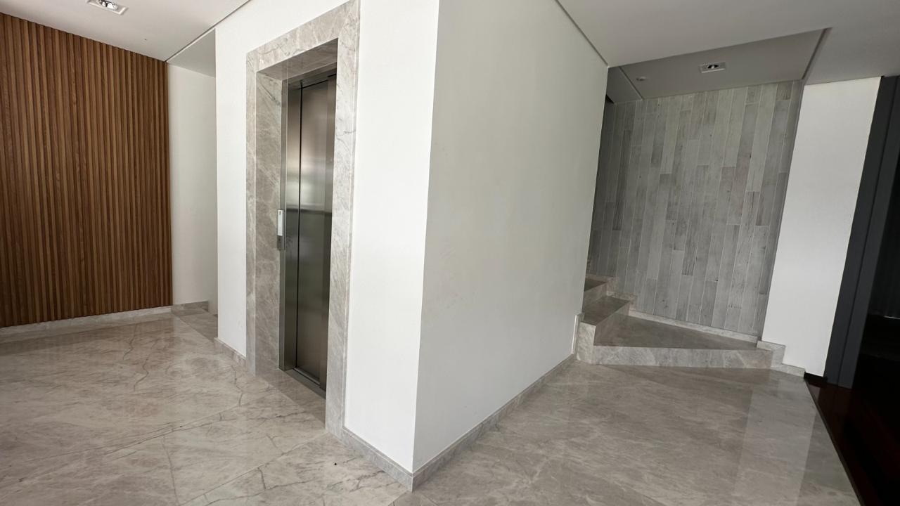Casa à Venda Condomínio no Plaza em Itapema SC
