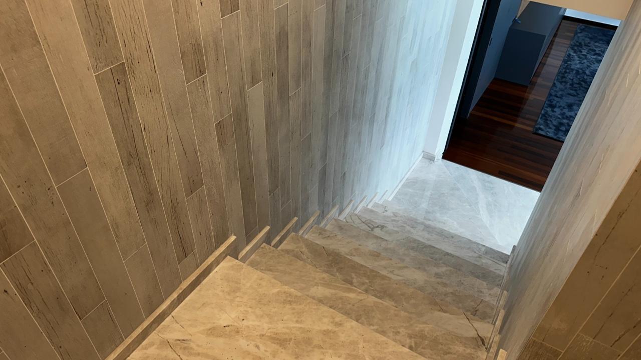 Casa à Venda Condomínio no Plaza em Itapema SC