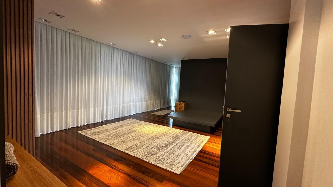 Casa Exclusiva no Condomínio Plaza