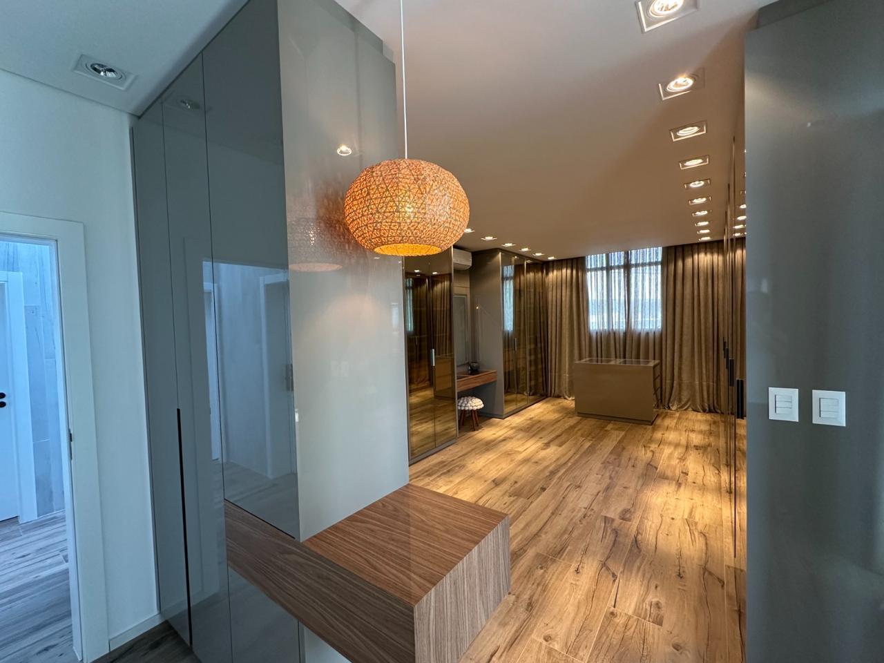 Casa Alto Padrão à Venda no Condomínio Plaza