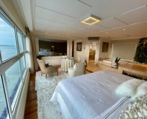 Apartamento à Venda Frente Mar no Summer Beach Residence