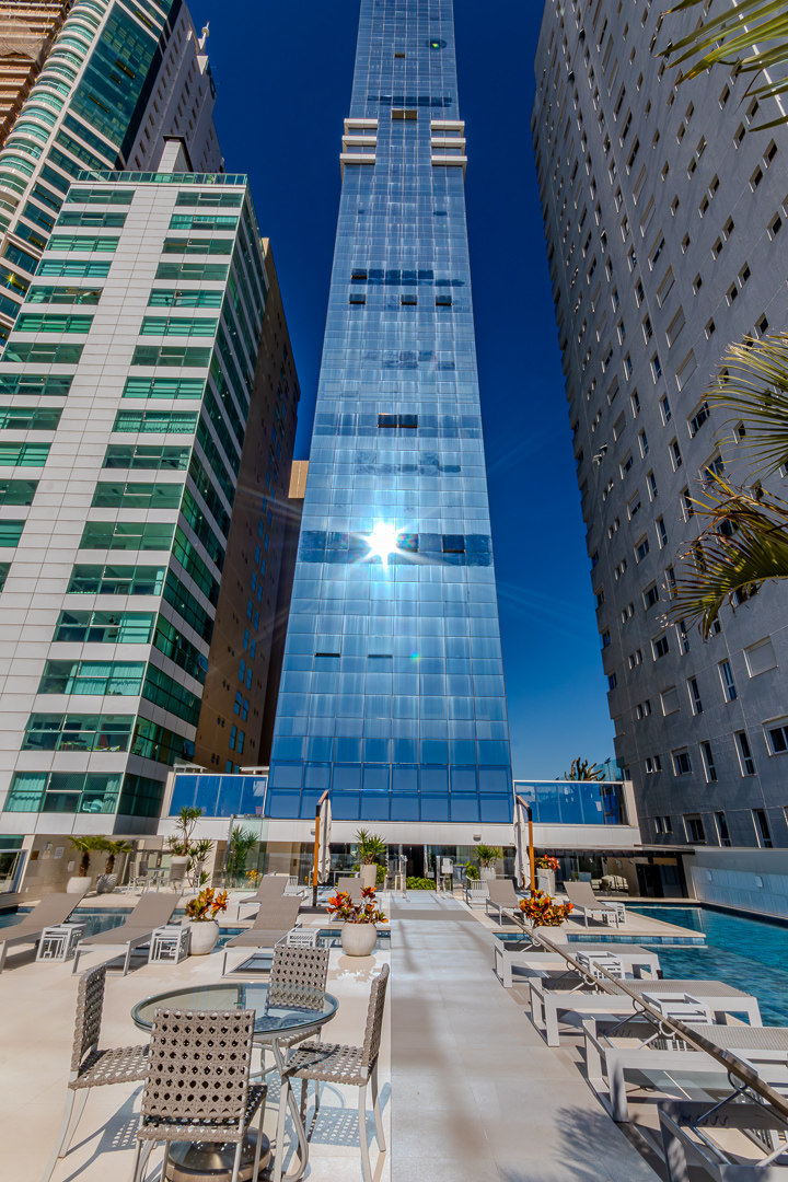 Apartamento à Venda Frente Mar no Épic Tower