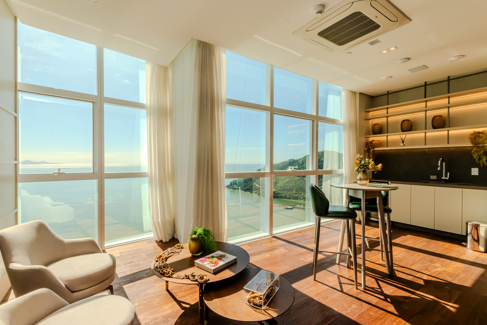 One Tower Apartamento Frente Mar