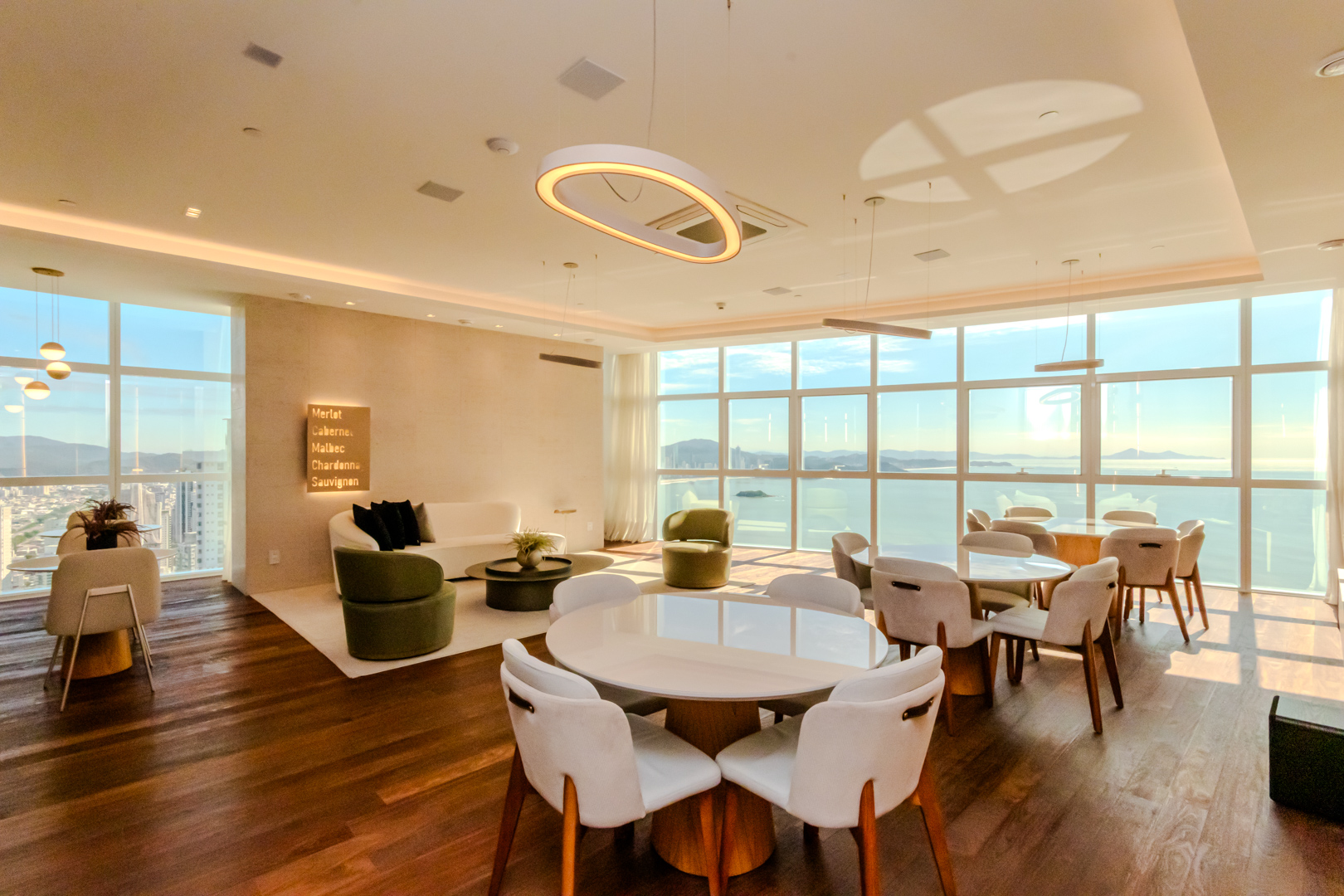 Apartamento Frente Mar no One Tower