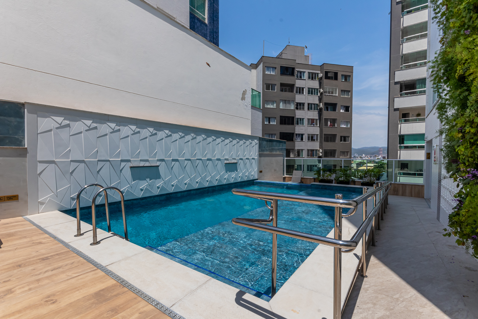 Apto no Solar Di Capri Residence