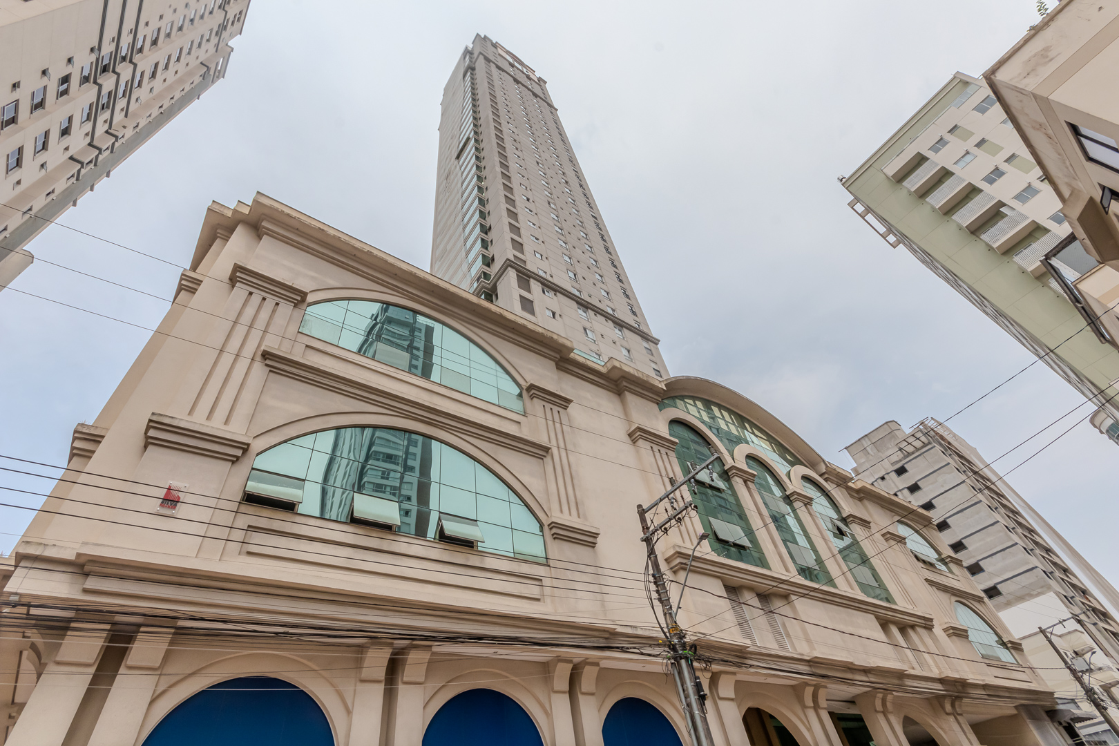 Apartamento no Edgar Wegner à Venda