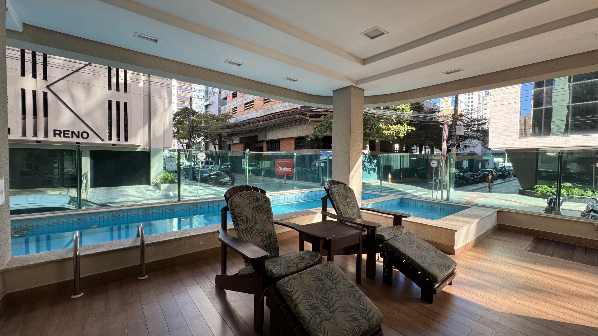 Venda de andar alto no Edifício Villa Foscari