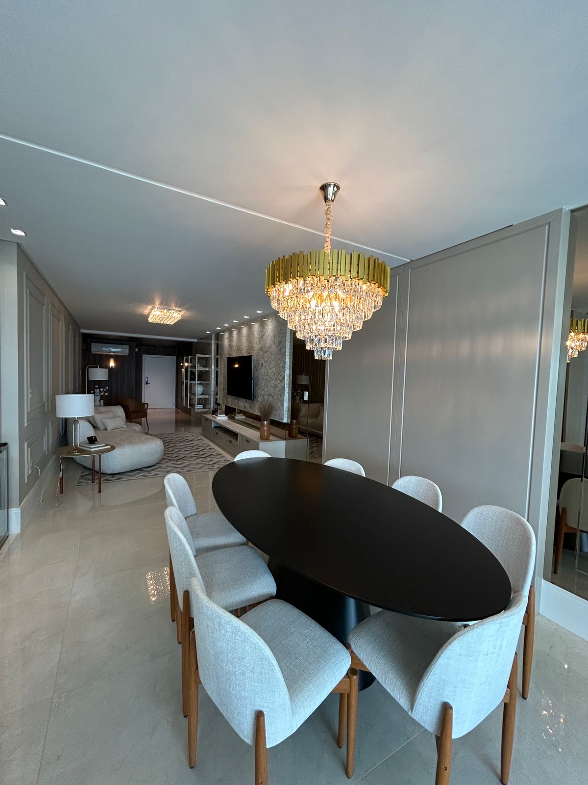 Apto à venda no CNA Cartier Residence em Itapema