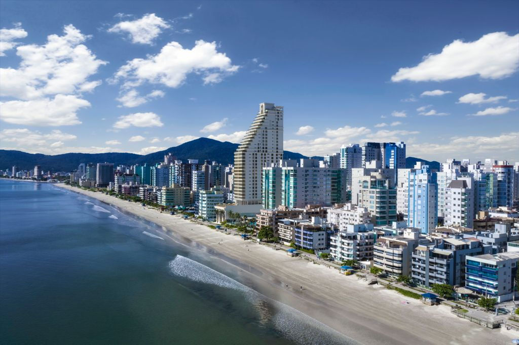 Apartamento no Edifício Ópera CNA