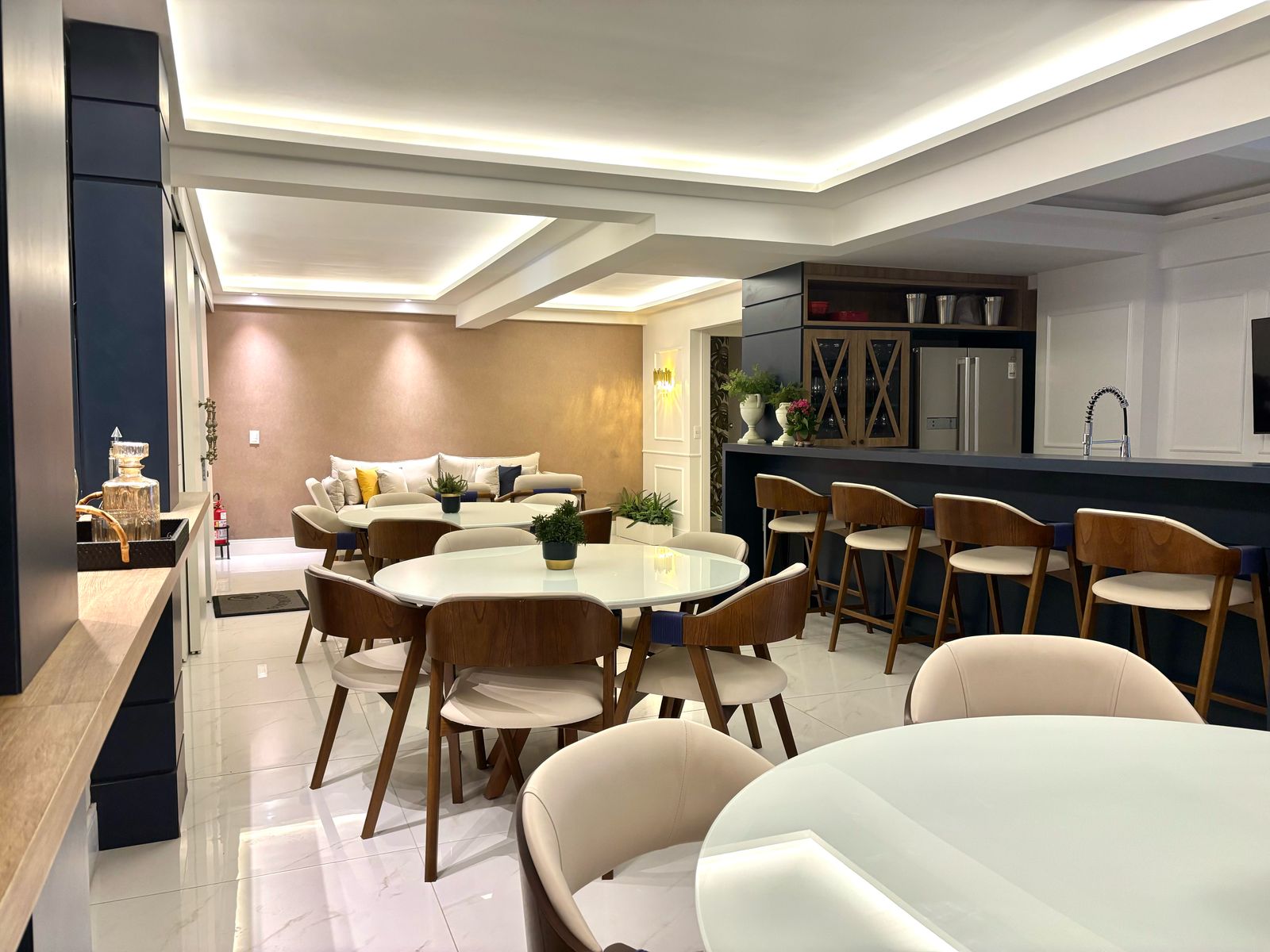 edificio-lady-frente-mar-balneario-camboriu-oppo-imoveis