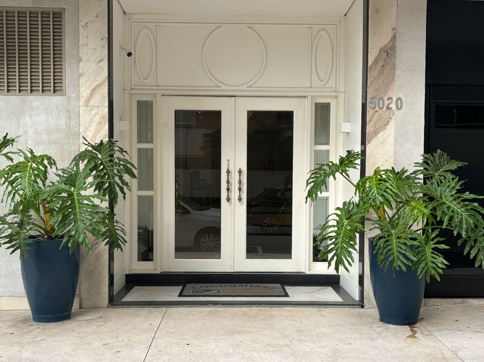edificio-lady-frente-mar-balneario-camboriu-oppo-imoveis