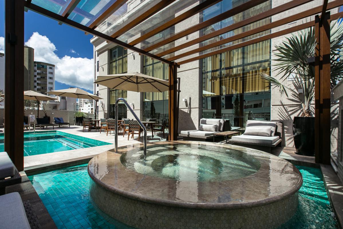 parigi-residenza-lazer-hidromassagem.jpg
