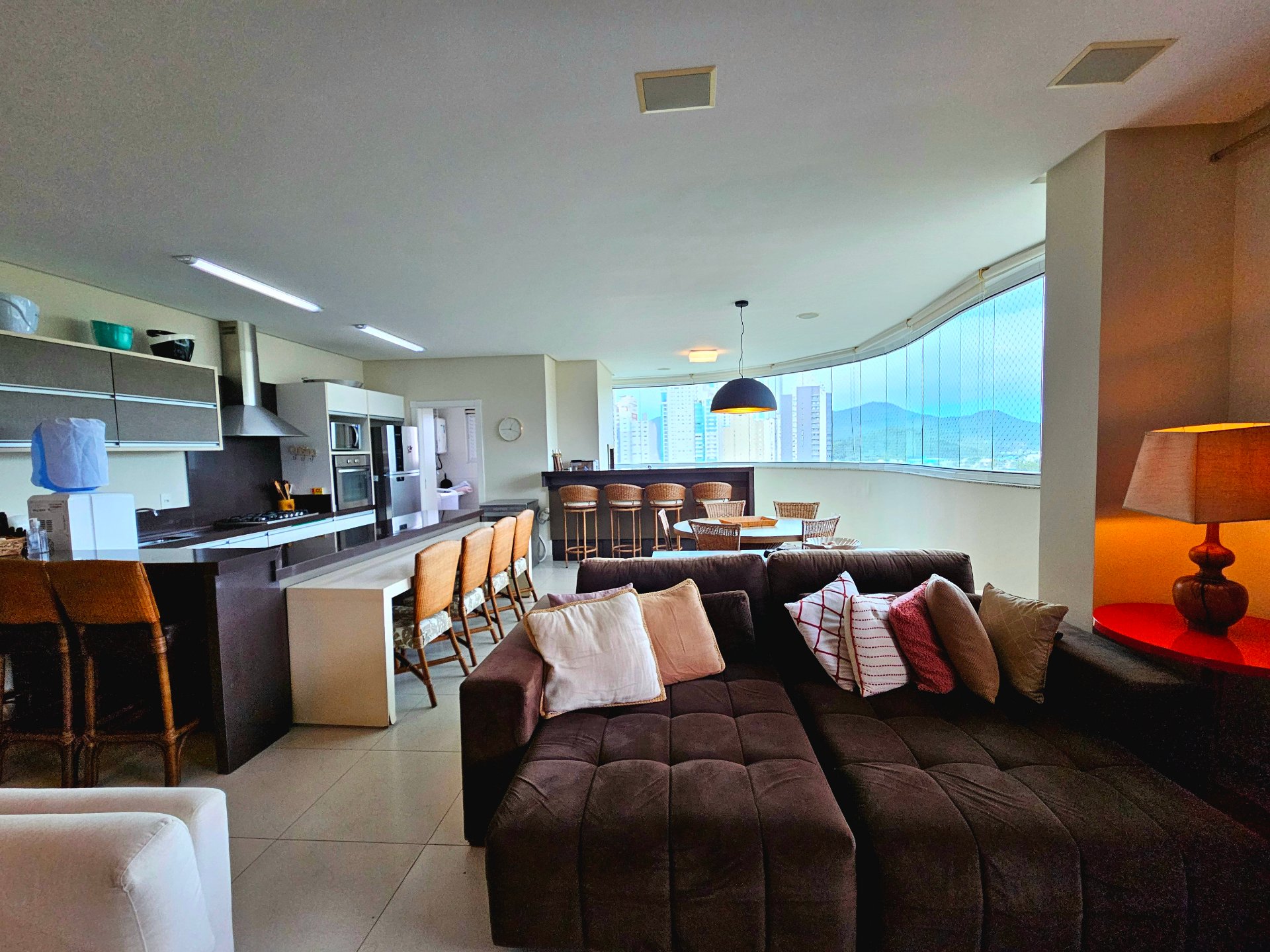 edificio-uranos-3-suites-balneario-camboriu-oppo-imoveis