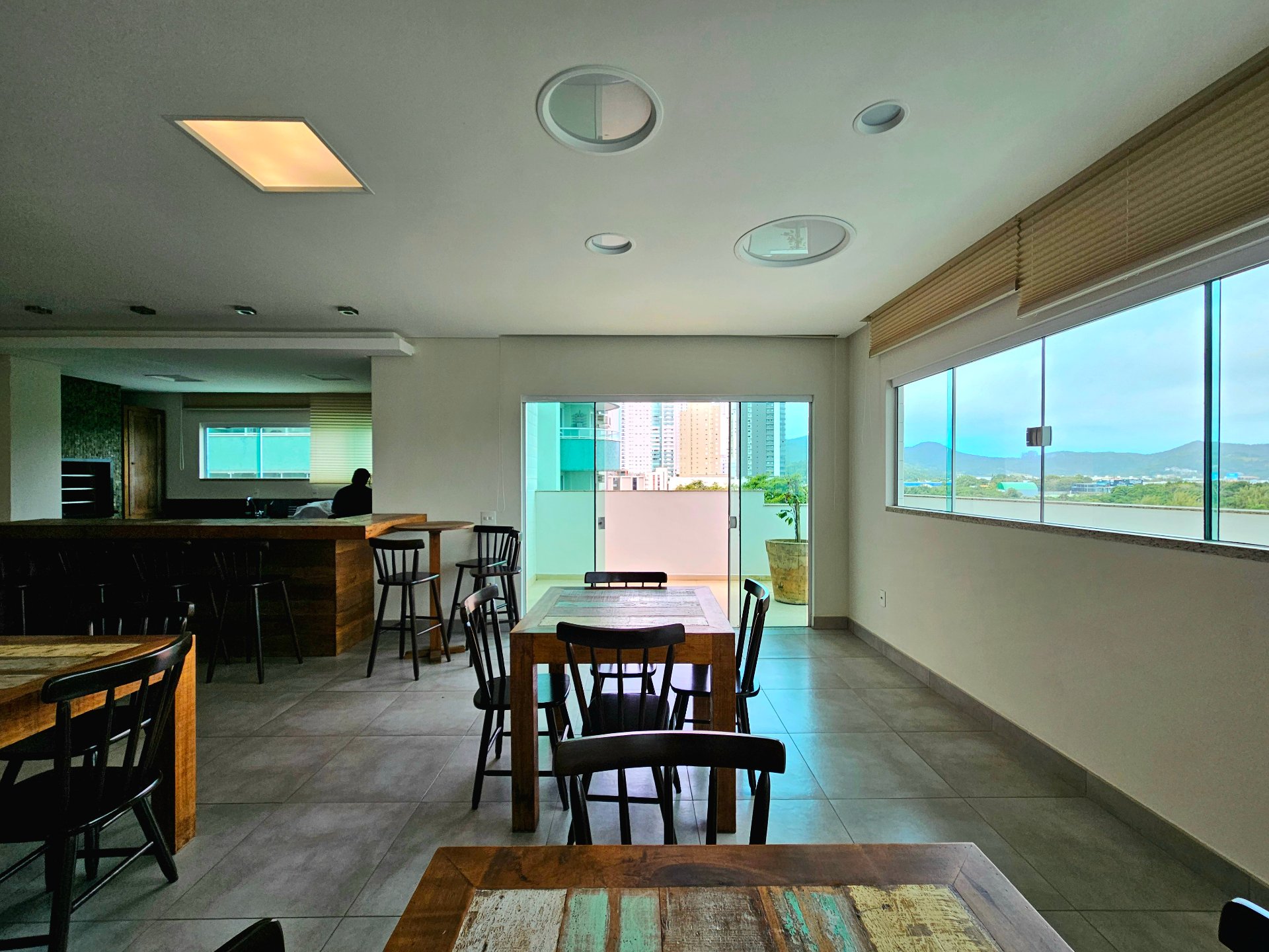 edificio-uranos-3-suites-balneario-camboriu-oppo-imoveis