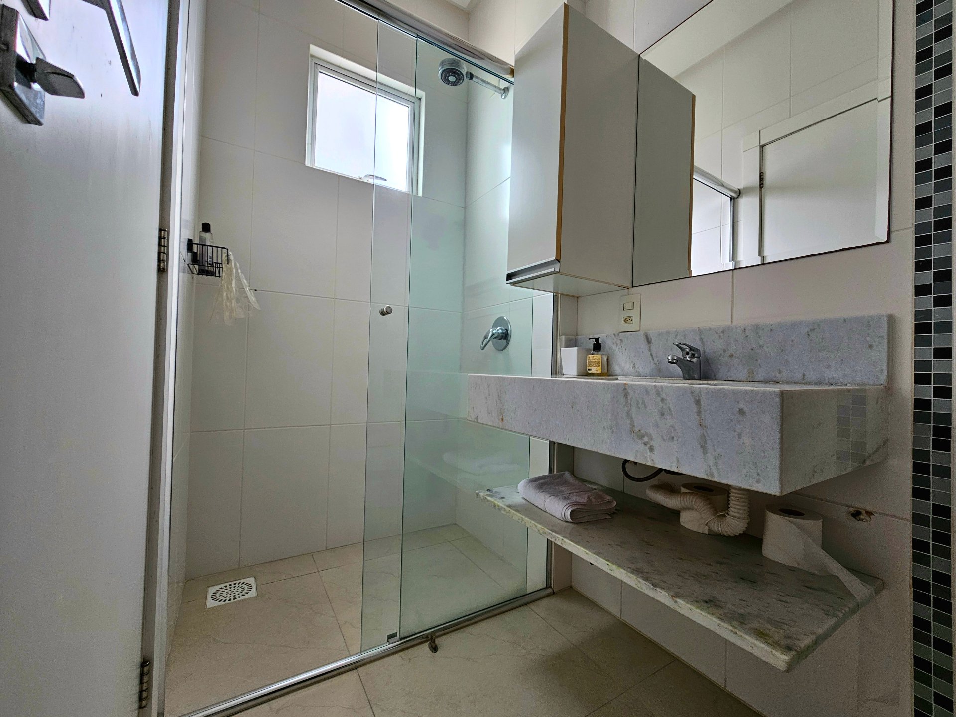 edificio-uranos-3-suites-balneario-camboriu-oppo-imoveis