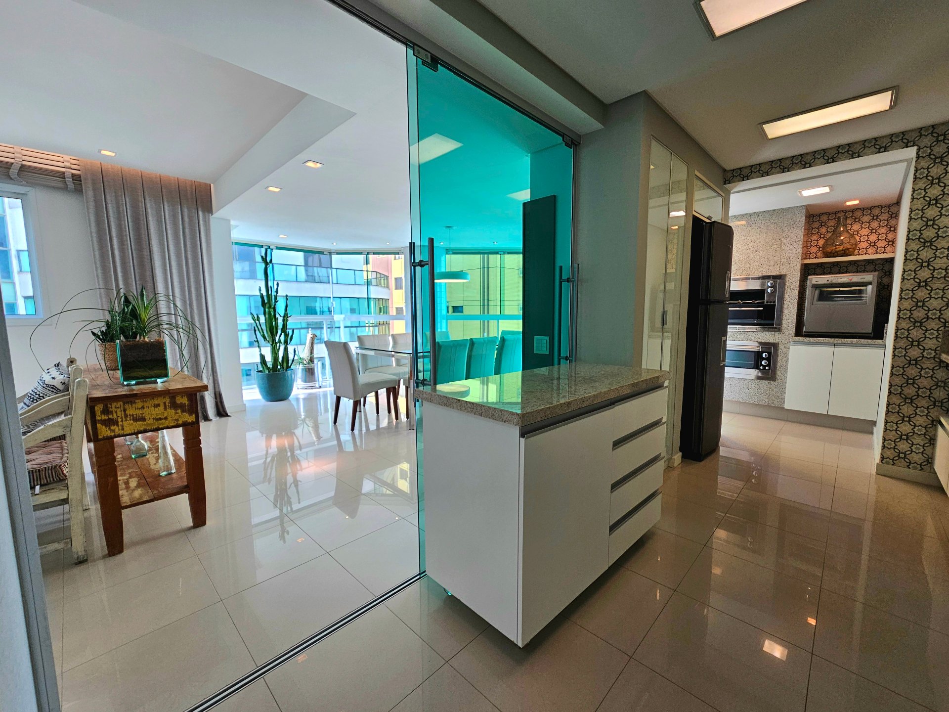 apartamento-3-suites-quadra-mar-balneario-camboriu-oppo-imoveis