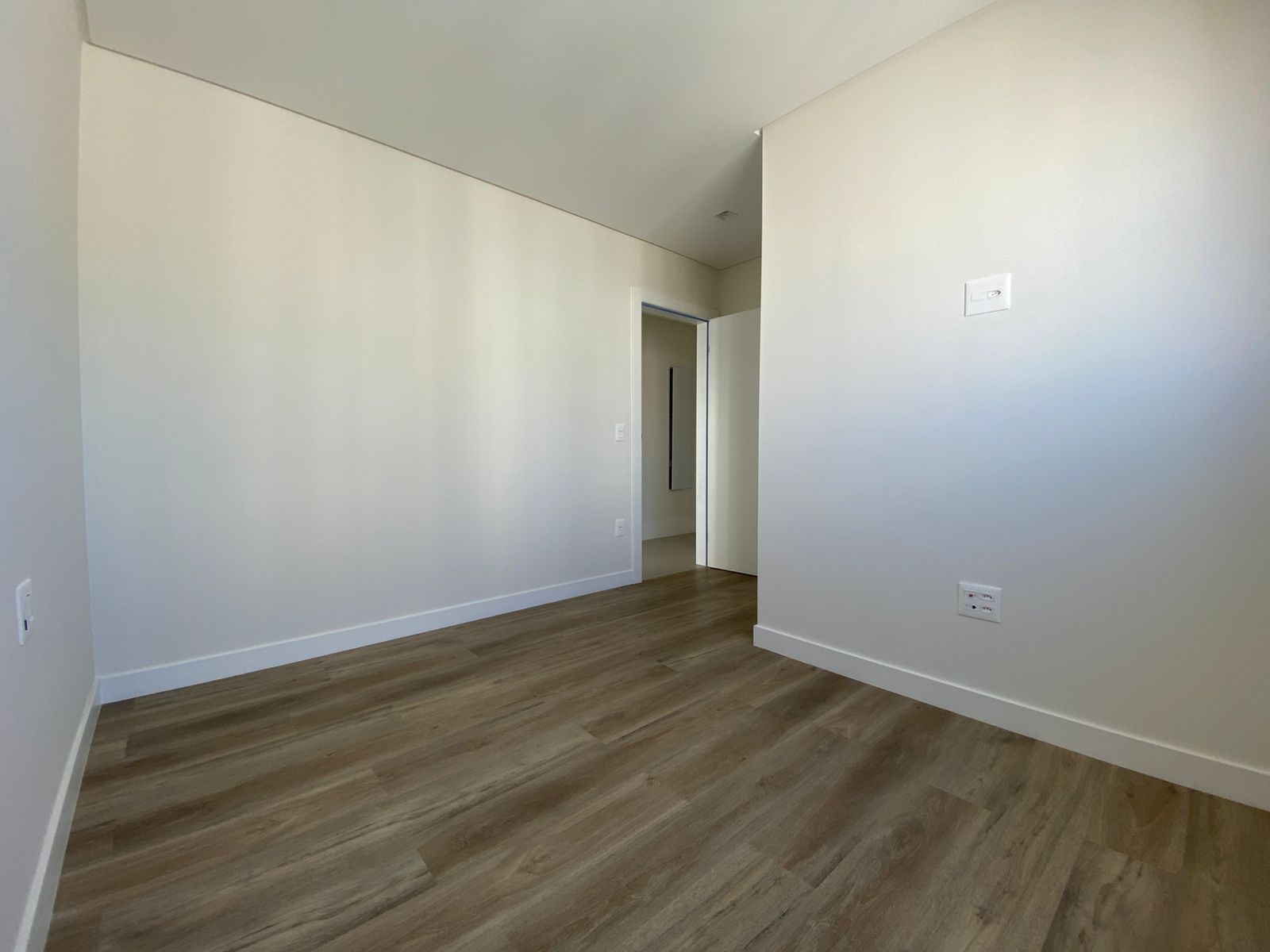 apartamento-edificio-admir-em-balneario-camboriu-oppo-imoveis-4-d928e875-d96a-48cc-bc5f-1084f81ef060.jpeg