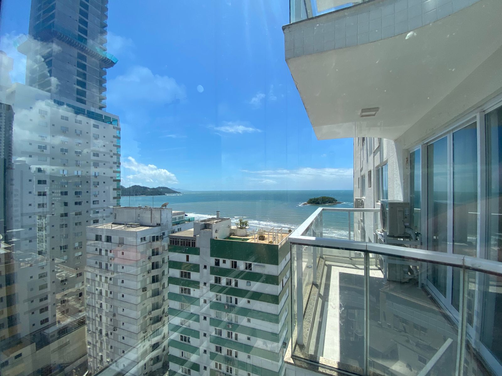 Apartamento-3-Quartos-Edifício-Venda-Imperatriz-Vista-Mar-Balneário-Camboriú