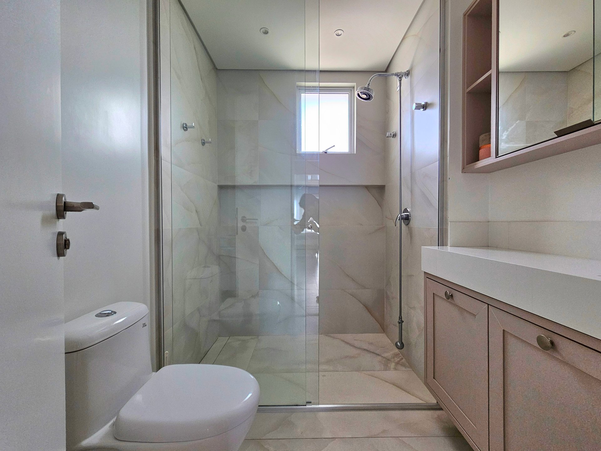 Apartamento-Duplex-4-Suítes-Edifício-Ocean-Breeze-Balneário-Camboriú