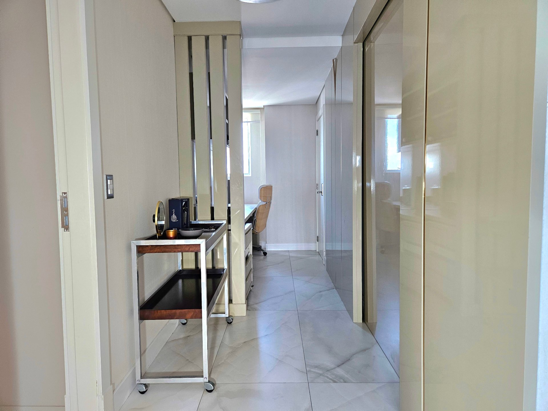 Apartamento-Duplex-4-Suítes-Edifício-Ocean-Breeze-Balneário-Camboriú