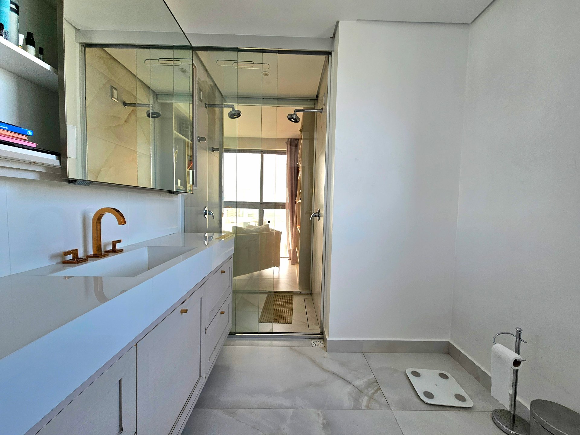 Apartamento-Duplex-4-Suítes-Edifício-Ocean-Breeze-Balneário-Camboriú