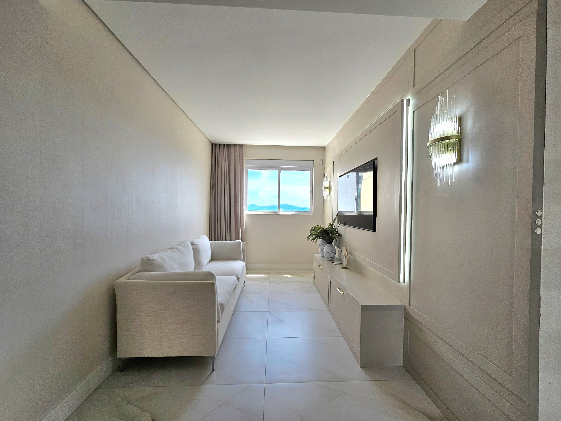 Apartamento-Duplex-4-Suítes-Edifício-Ocean-Breeze-Balneário-Camboriú