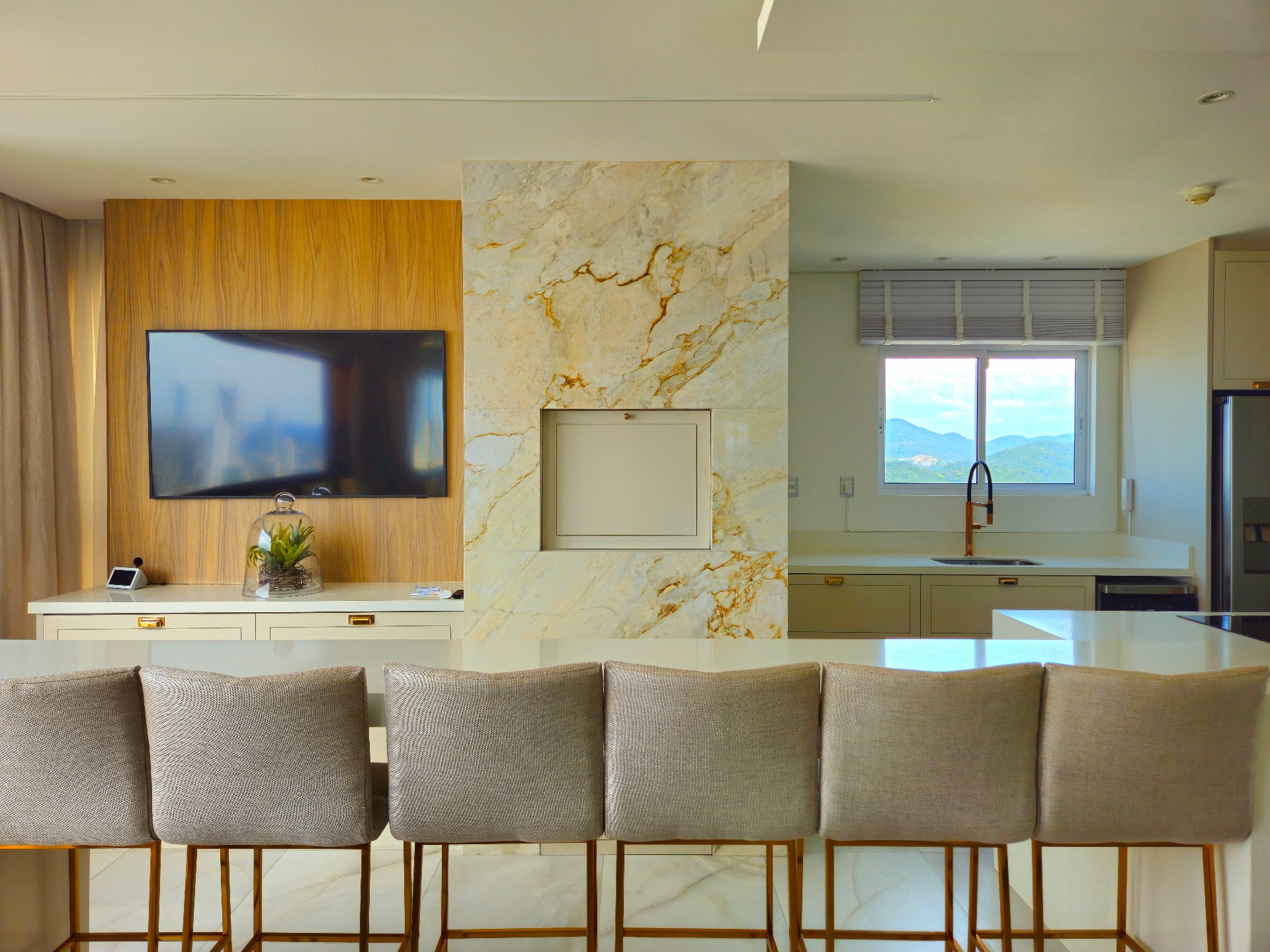 Apartamento-Duplex-4-Suítes-Edifício-Ocean-Breeze-Balneário-Camboriú