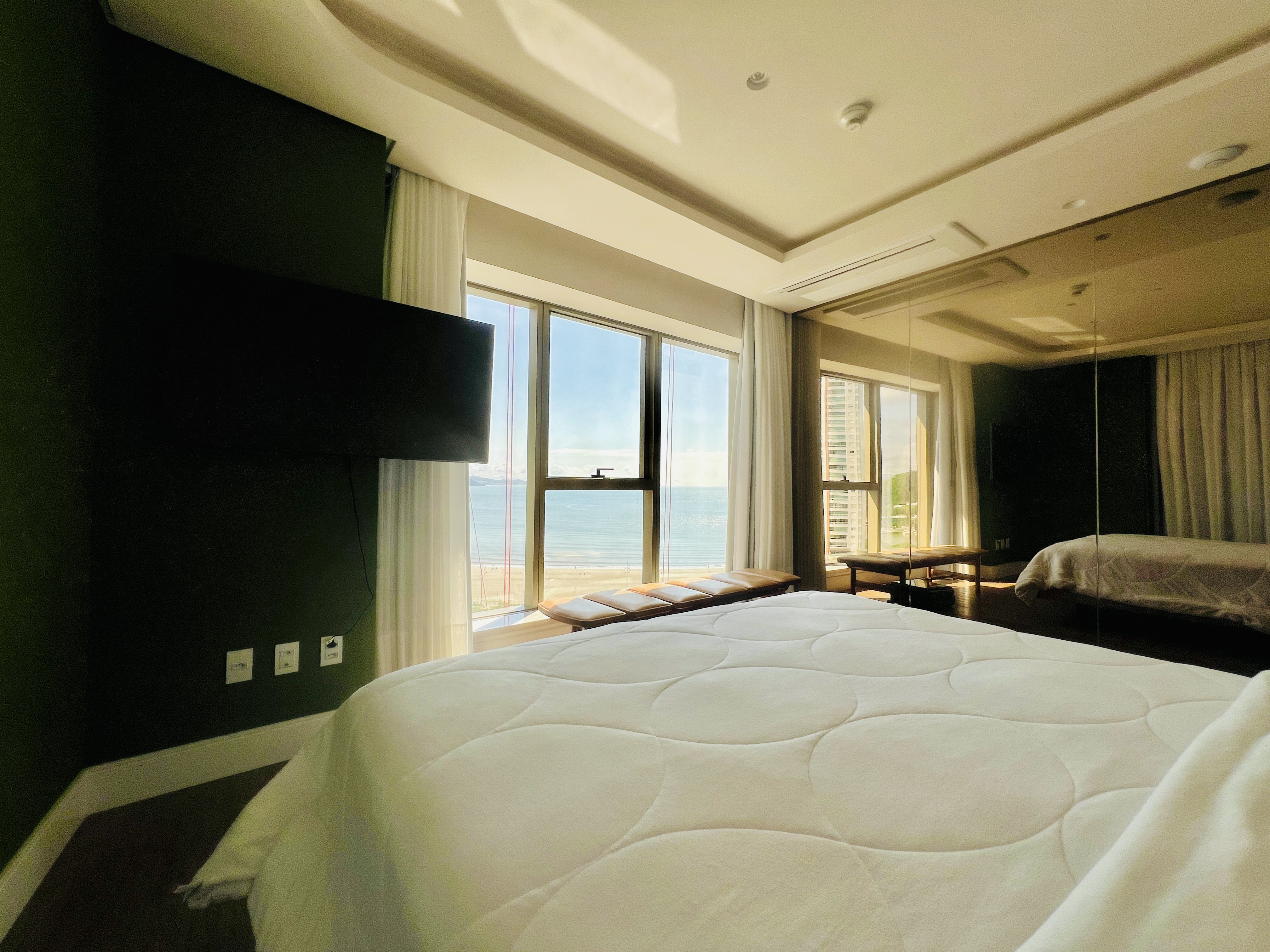 Apartamento no Yachthouse By Pininfarina.jpg