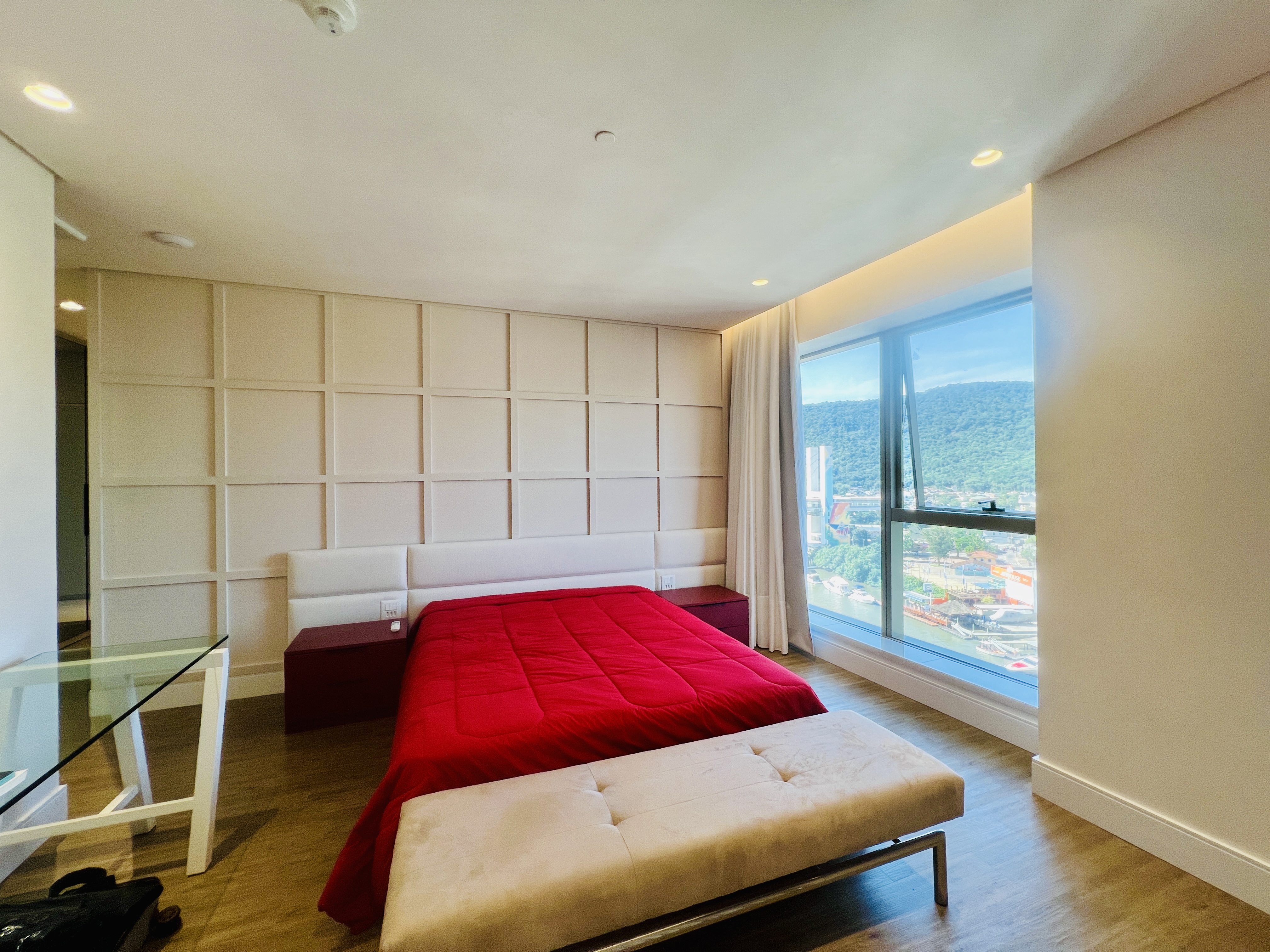 Apartamento no Yachthouse By Pininfarina(1).jpg