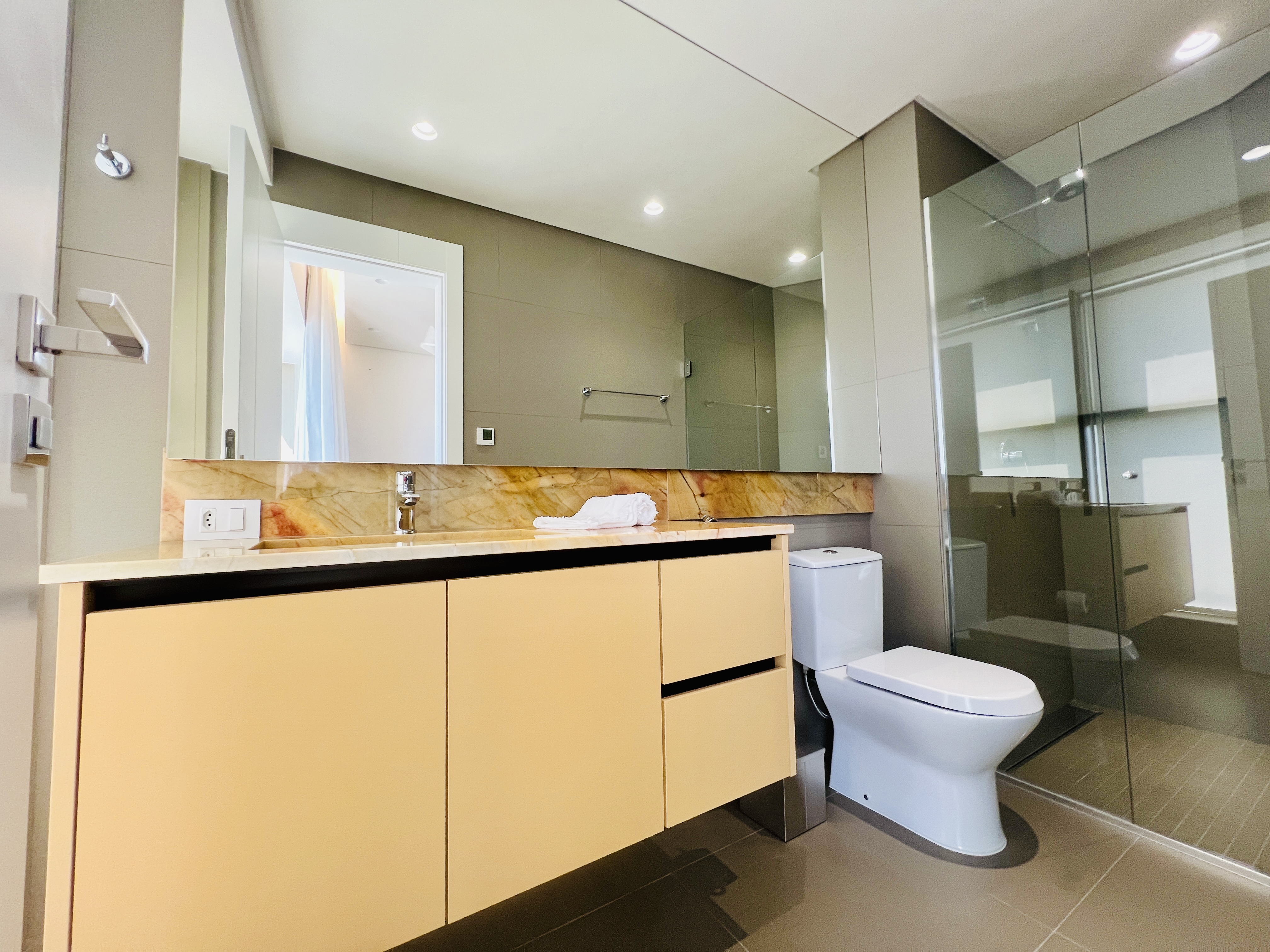 Apartamento no Yachthouse By Pininfarina(12).jpg