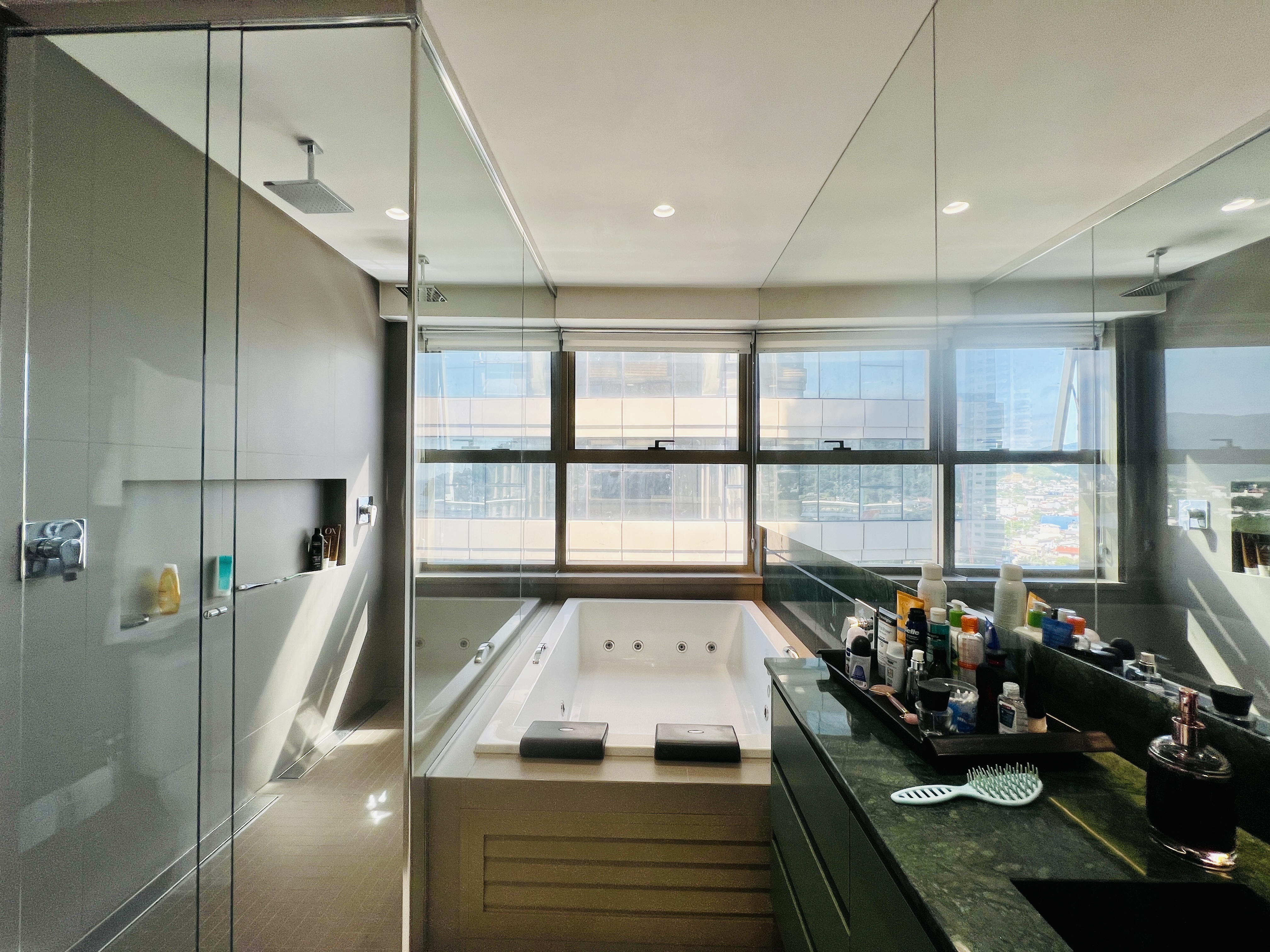 Apartamento no Yachthouse By Pininfarina(24).jpg