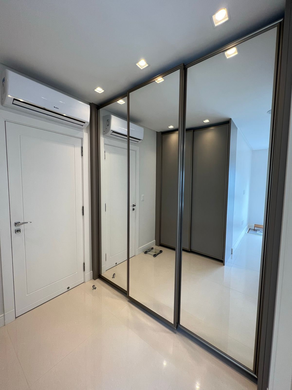 apartamento-4-suites-acqualina-residence-balneario-camboriú-oppo-imoveis