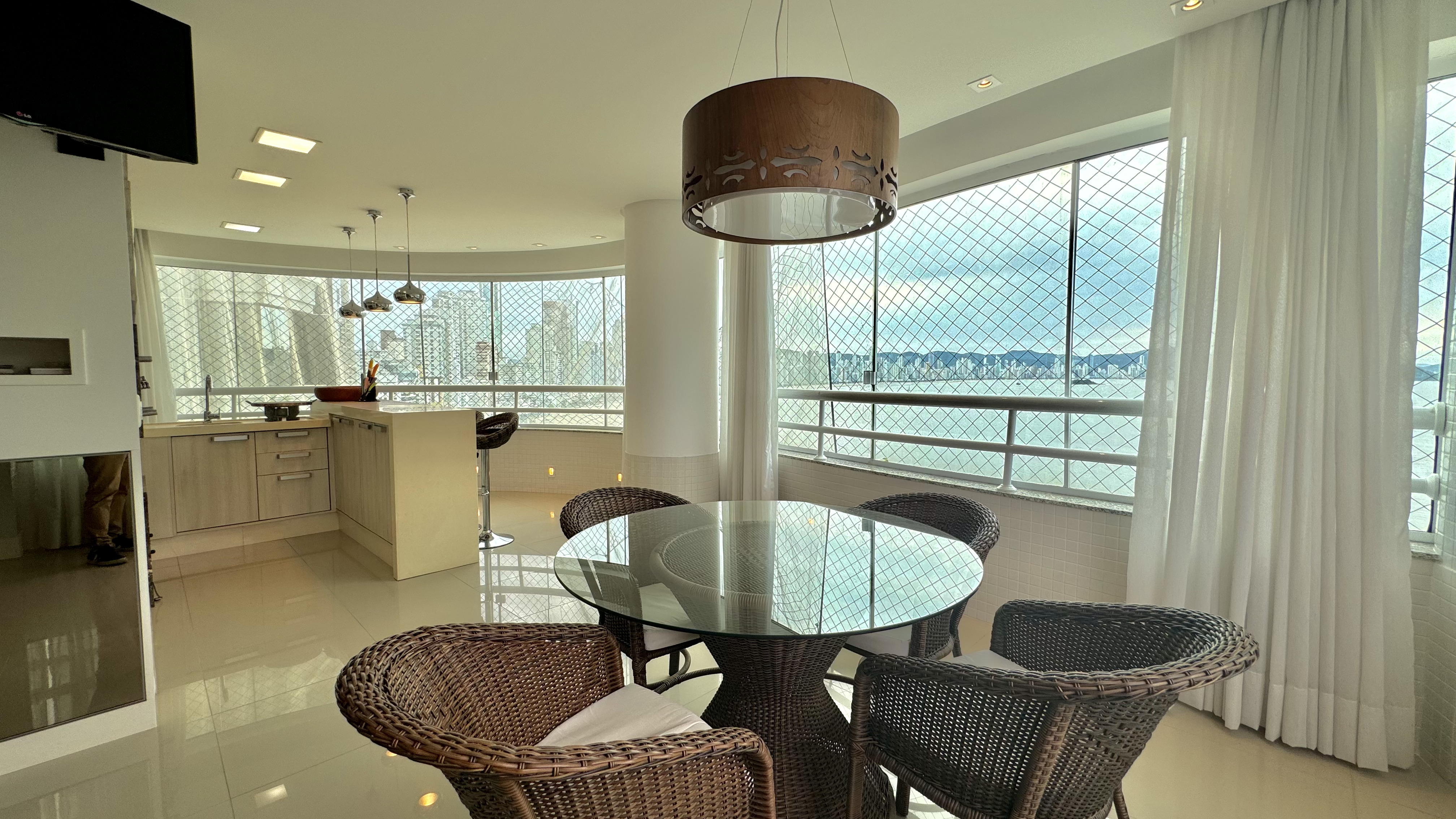 locacao-4-quartos-barra-tower-frente-mar-balneario-camboriu-oppo-imoveis