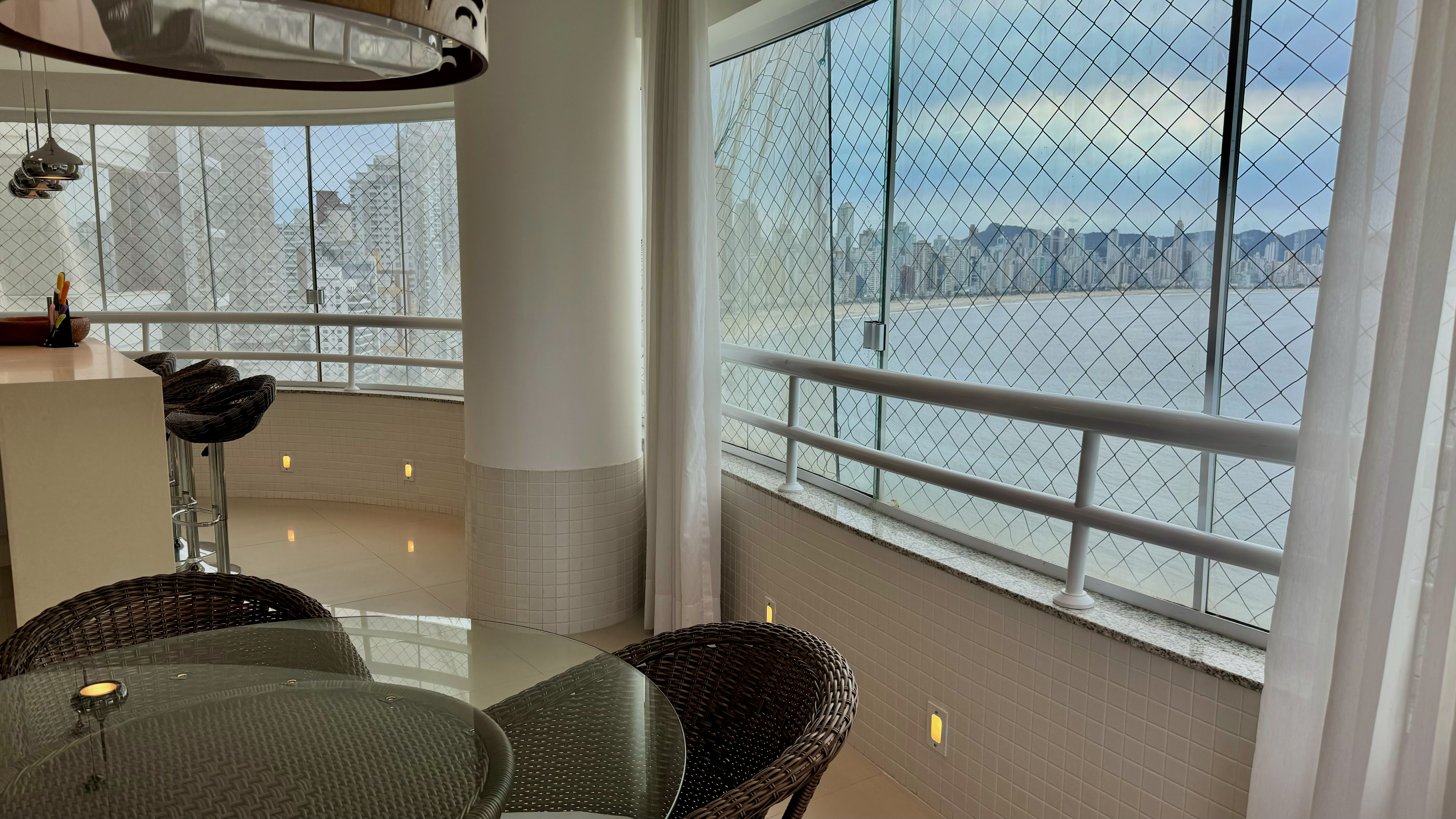 locacao-4-quartos-barra-tower-frente-mar-balneario-camboriu-oppo-imoveis
