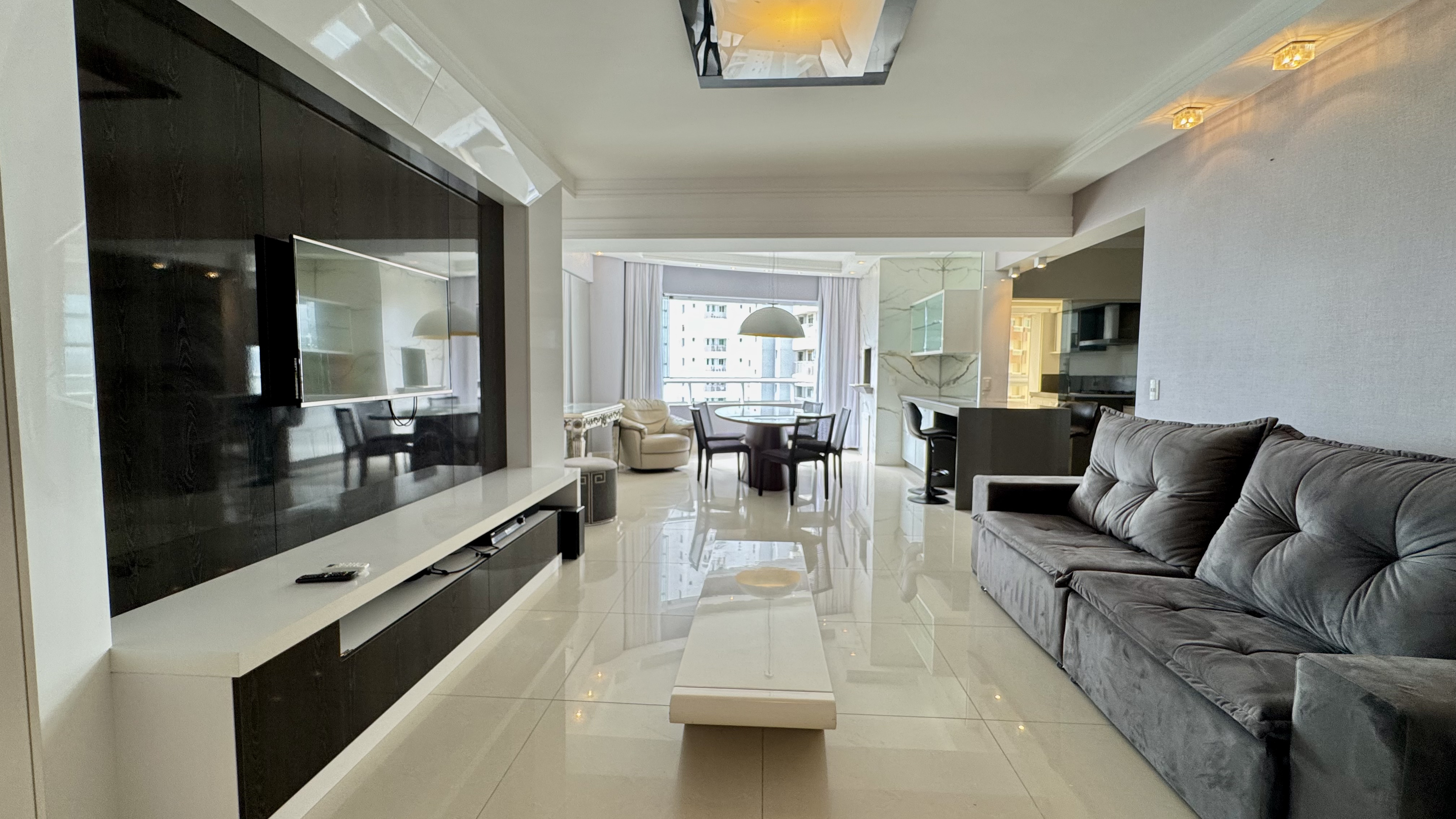 locacao-apartamento-quadra-mar-3-suites-holambra-residence-balneario-oppo-imoveis